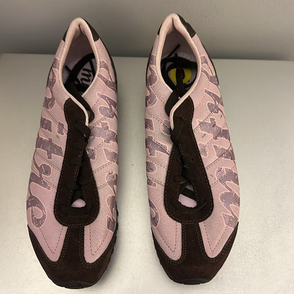 Brand new size 9 Mitre sneakers - Picture 6 of 6